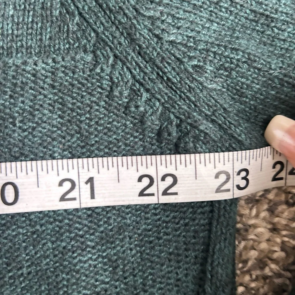 Geoffrey Beene Vintage cable knit pattern sweater in dark green size large - Picture 5 of 7